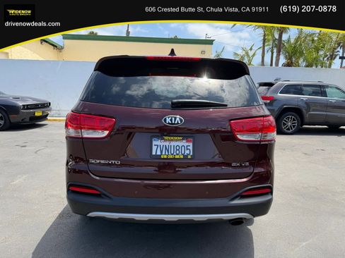 Used 2017 Kia Sorento EX FWD image 6