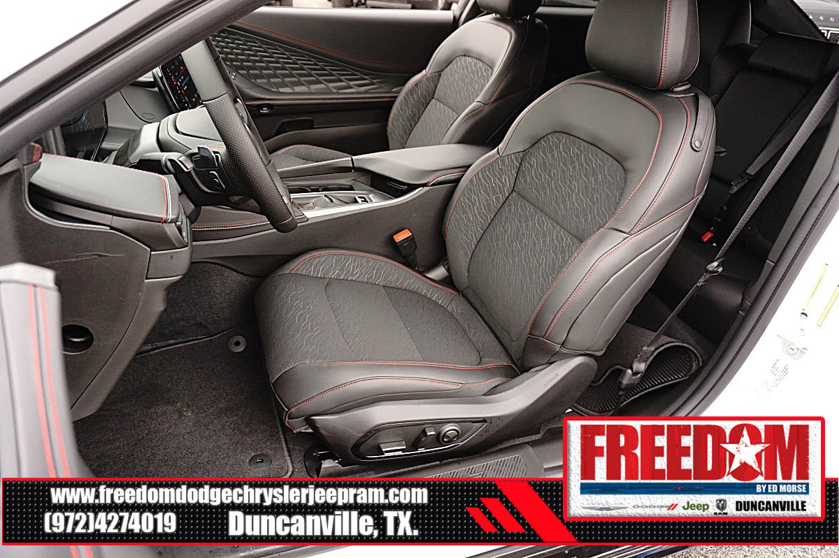 New 2026 Dodge Charger Scat Pack w/ Blacktop Package AWD/4WD image 13