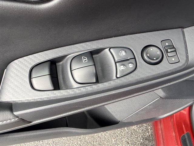 Used 2020 Nissan Sentra SV w/ Electronics Package FWD image 9