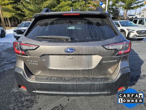 Certified 2023 Subaru Outback Premium image 8