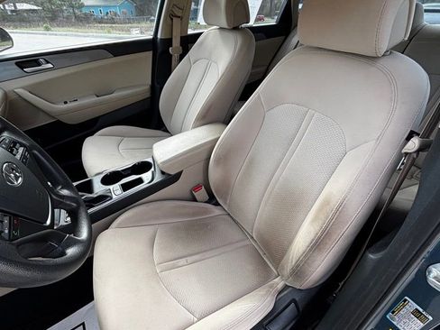 Used 2015 Hyundai Sonata SE image 10