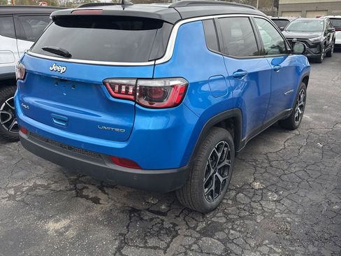 Used 2025 Jeep Compass Limited image 5