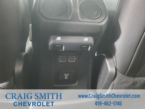 Used 2022 Jeep Wrangler Unlimited Sahara image 31