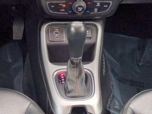 Used 2018 Jeep Compass Latitude w/ Popular Equipment Group image 20