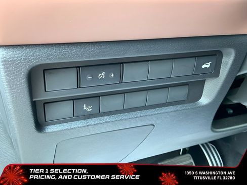 Used 2025 Mitsubishi Outlander SEL FWD image 36