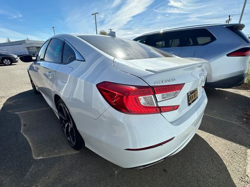 Used 2019 Honda Accord Sport image 6
