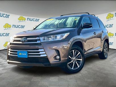 Used 2017 Toyota Highlander XLE