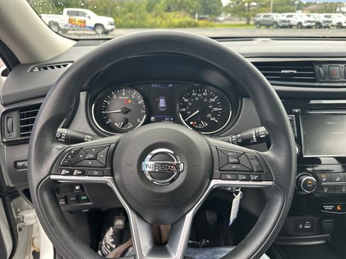 Used 2020 Nissan Rogue S AWD/4WD image 15