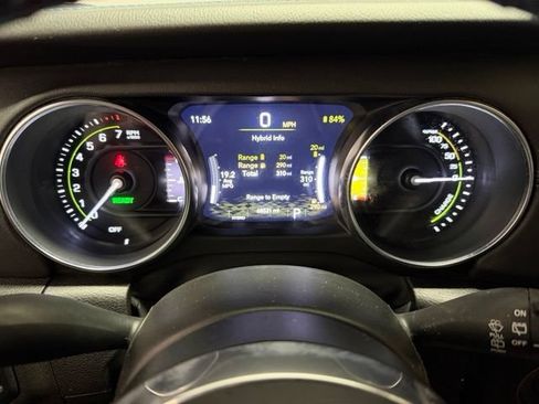 Used 2022 Jeep Wrangler Unlimited Rubicon 4xe w/ Cold Weather Group AWD/4WD image 34