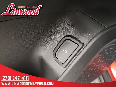 New 2026 GMC Terrain AT4 AWD/4WD image 18