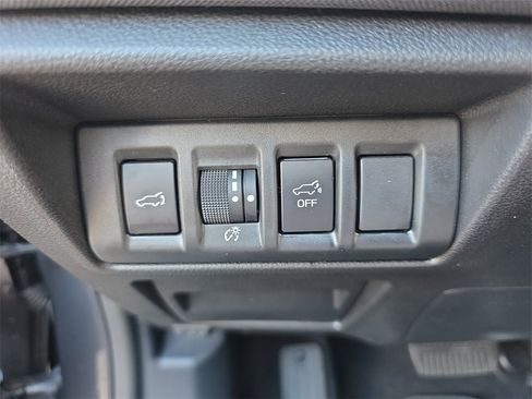 Used 2023 Subaru Outback Premium image 26