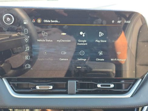 Used 2026 Chevrolet Equinox LT w/ Convenience Package II image 17