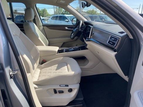 New 2026 Volkswagen Atlas SEL Premium R-Line image 58