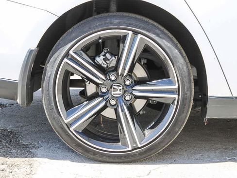 Used 2024 Honda Accord Sport image 8