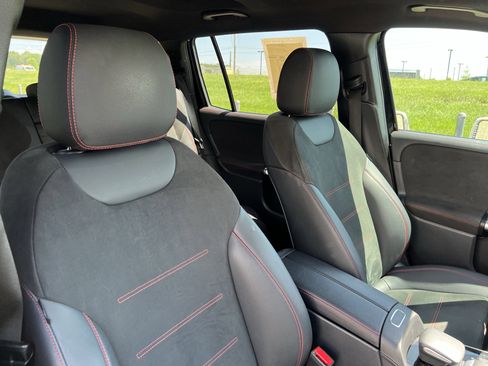Certified 2023 Mercedes-Benz GLB 250 image 35