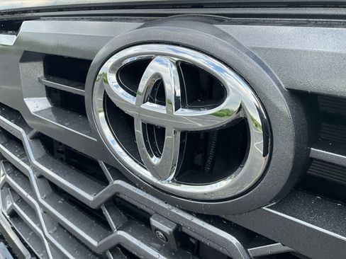 New 2026 Toyota Tundra Platinum AWD/4WD image 9