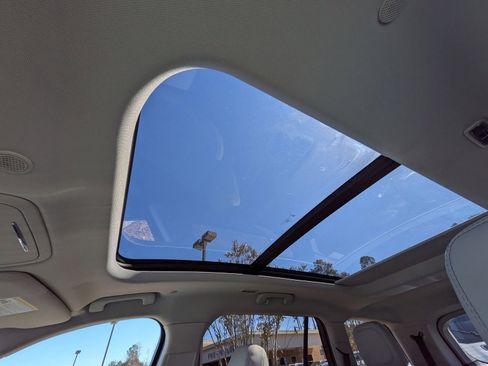 Used 2025 Lincoln Aviator Reserve image 24