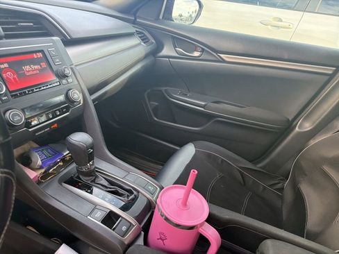 Used 2018 Honda Civic LX image 3