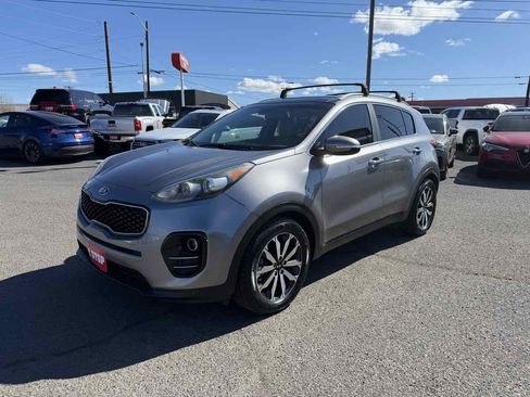 Used 2017 Kia Sportage EX w/ EX Premium Package FWD image 3