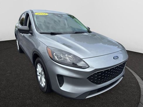 Used 2022 Ford Escape SE FWD image 2