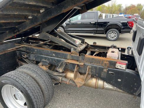 Used 2021 RAM 5500 Tradesman image 29