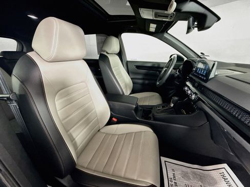 Certified 2025 Honda CR-V Sport Touring image 36
