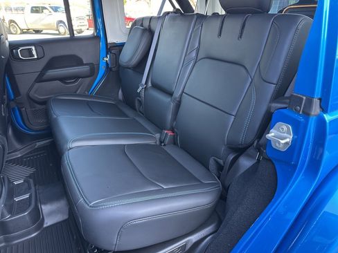 Used 2024 Jeep Wrangler Unlimited Rubicon 4xe image 43