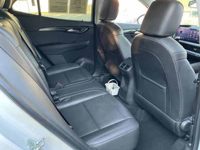 Used 2024 Buick Envision Preferred AWD/4WD image 18
