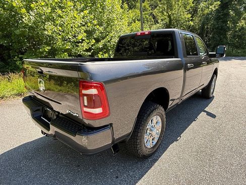Used 2024 RAM 2500 Laramie w/ Safety Group AWD/4WD image 6