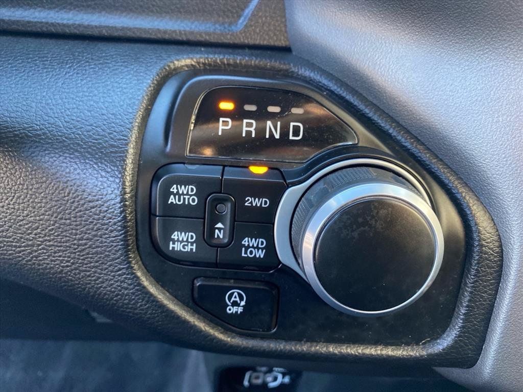 Used 2022 RAM 1500 Big Horn AWD/4WD image 12