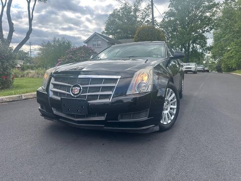 Used 2011 Cadillac CTS Sedan RWD image 2