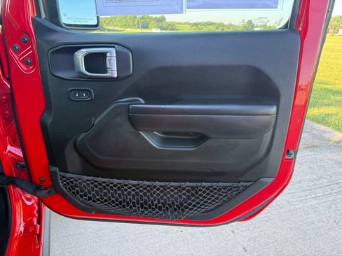Used 2021 Jeep Wrangler Unlimited Sport AWD/4WD image 22