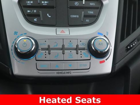 Used 2017 Chevrolet Equinox LT w/ Convenience Package FWD image 4