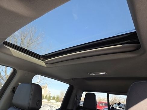 Used 2022 Chevrolet Silverado 1500 LT Trail Boss w/ LT Trail Boss Premium Package image 5