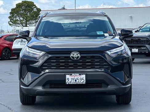 Certified 2022 Toyota RAV4 XLE w/ Convenience Package FWD image 10