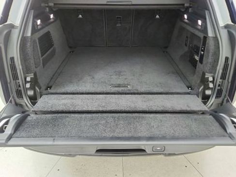 Used 2023 Land Rover Range Rover SE image 14