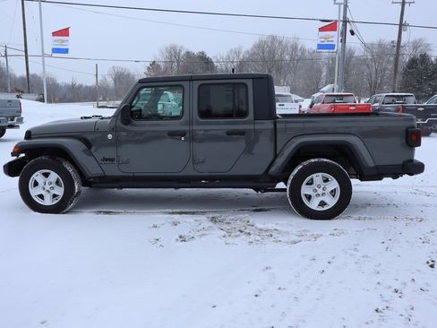 Used 2020 Jeep Gladiator Sport w/ Quick Order Package 24S image 25