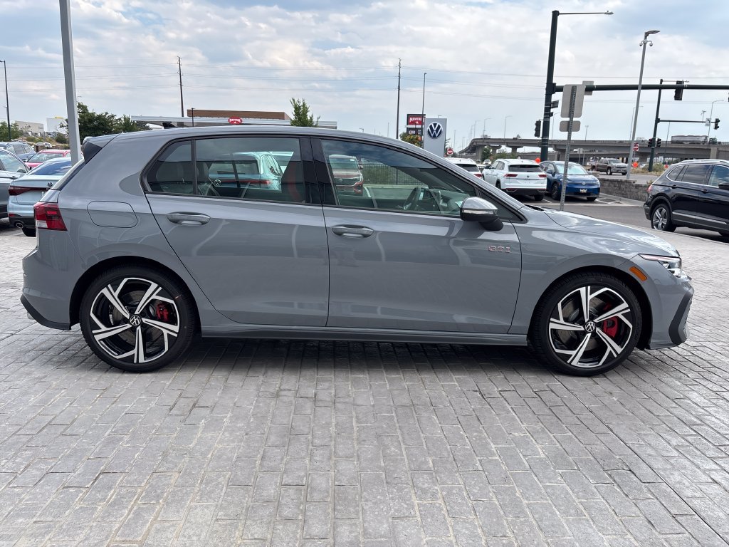New 2026 Volkswagen GTI SE FWD image 6