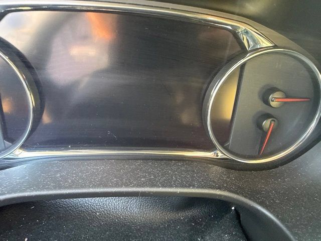 Used 2018 GMC Acadia Denali w/ Technology Package FWD image 6