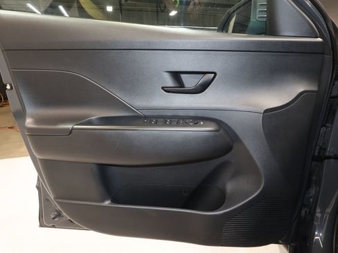 Used 2025 Hyundai Kona SEL image 22