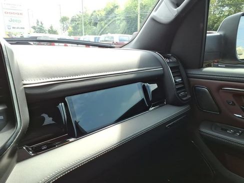 Certified 2025 RAM 1500 Limited AWD/4WD image 26