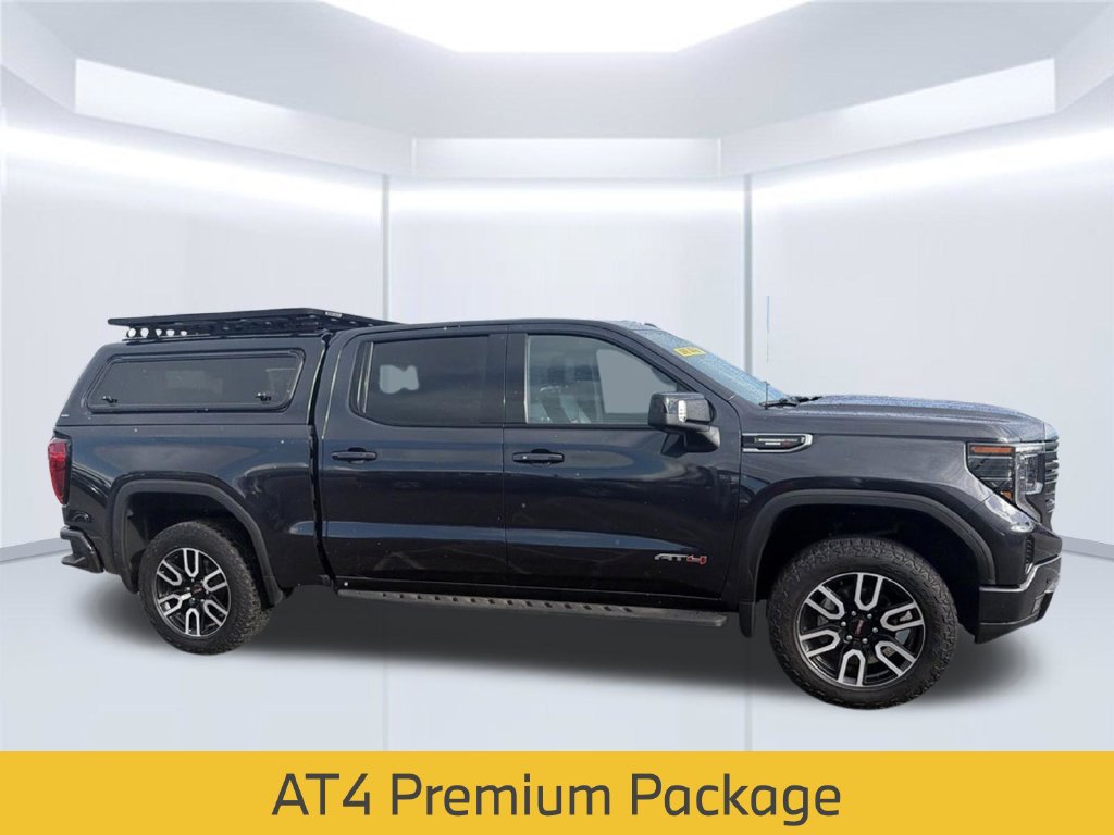 Used 2024 GMC Sierra 1500 AT4 w/ Technology Package AWD/4WD image 6