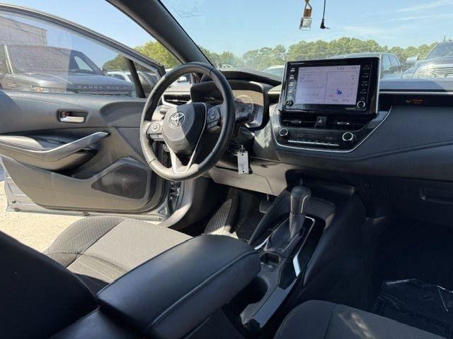 Used 2021 Toyota Corolla SE FWD image 23