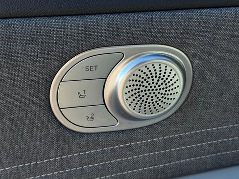 Used 2023 Hyundai Elantra Limited w/ Cargo Package image 27