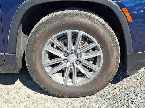 Used 2023 Chevrolet Traverse LT AWD/4WD image 33