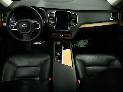 Used 2023 Volvo XC90 B6 Plus w/ Protection Package AWD/4WD image 35