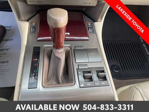 Used 2017 Lexus GX 460 Premium AWD/4WD image 32