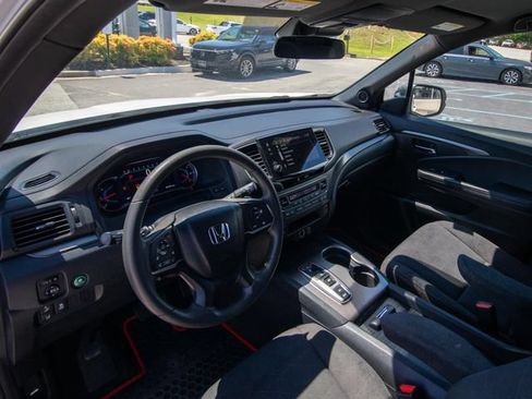 Used 2022 Honda Pilot Sport image 6