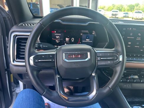 Used 2024 GMC Canyon AT4 AWD/4WD image 20