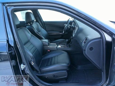 Used 2014 Dodge Charger R/T image 28